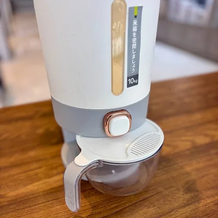 جا برنجی 10 کیلویی وارداتی شکل اسپرسوساز KIT-1148 (4) جا برنجی 10 کیلویی وارداتی شکل اسپرسوساز KIT-1148